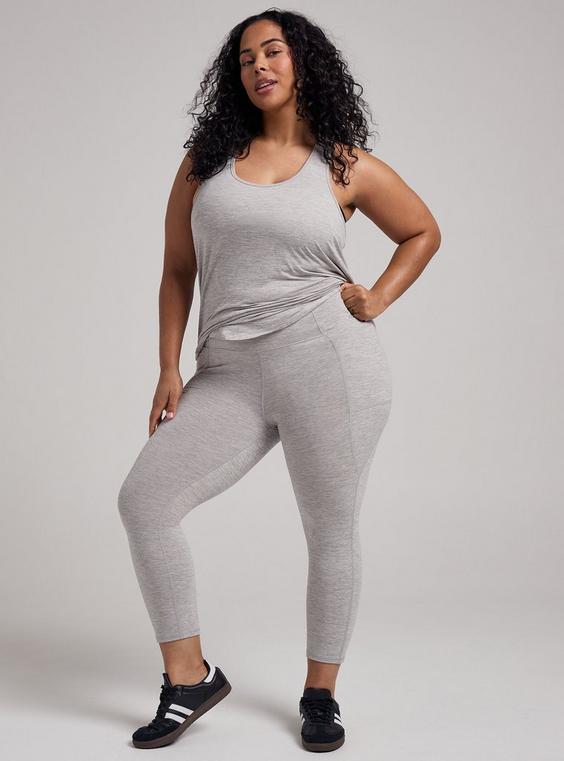 TRU Super Soft Performance Jersey Capri Pocket Legging