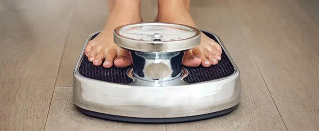 4 Signs You’re Losing Water Weight—Not Fat