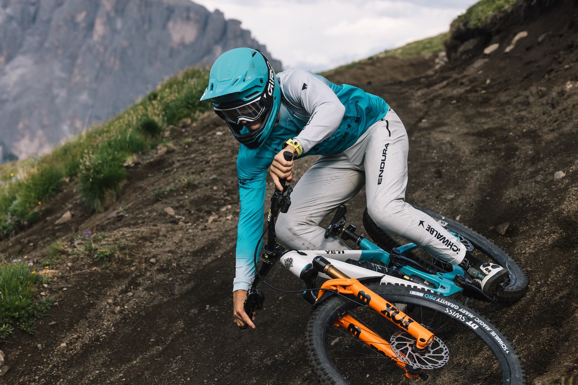 Yeti LTe
