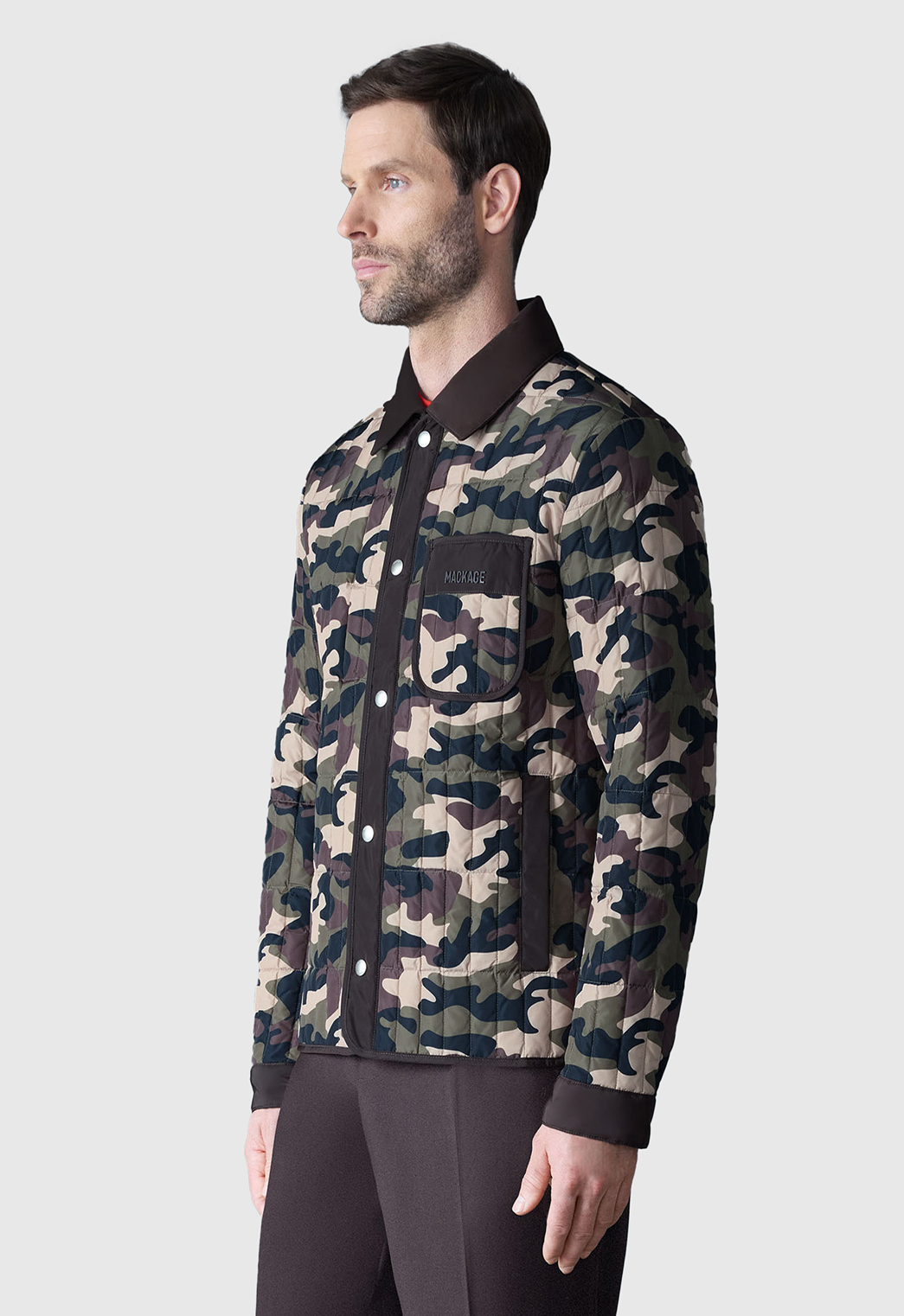 Discover Mateo-Camo