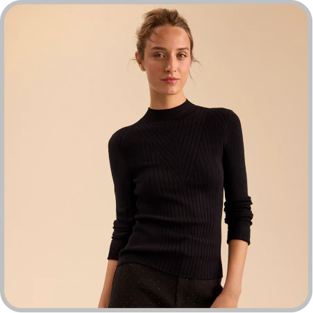 woman in black shirt