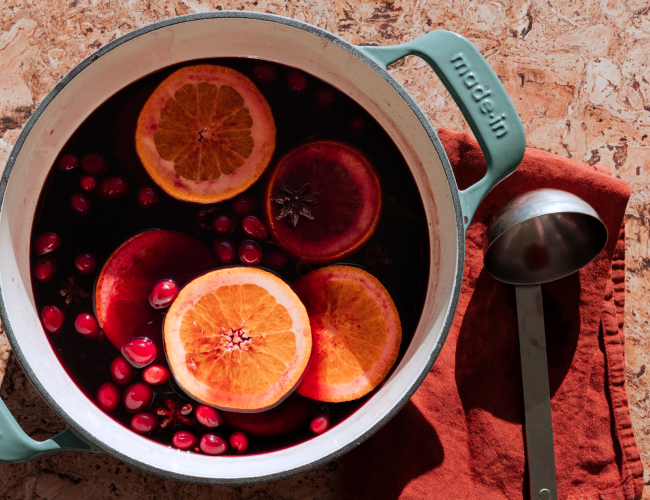 Mulled Wine In The Dutch oven