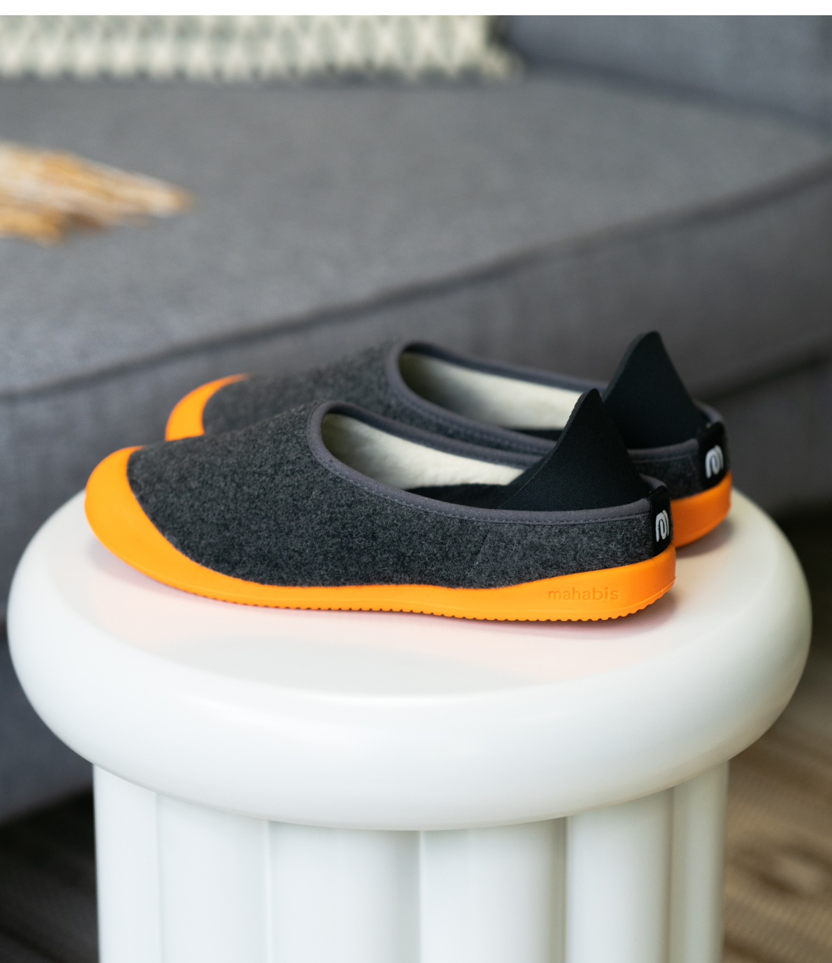 EXPLORE SLIPPERS