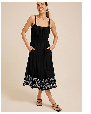 Model wearing maurices clothing.