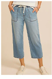 Model wearing maurices clothing.