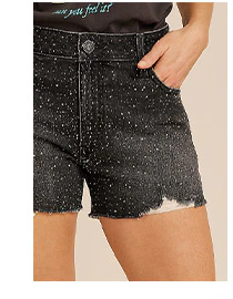 Model wearing maurices clothing.