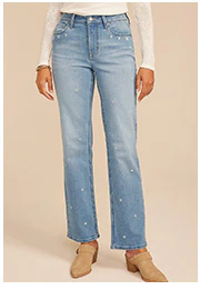 Model wearing maurices clothing.