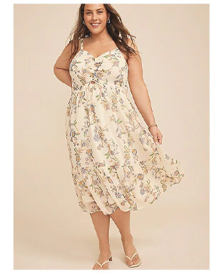 Model wearing maurices clothing.