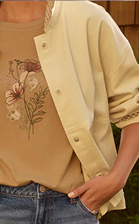 Model wearing maurices clothing.
