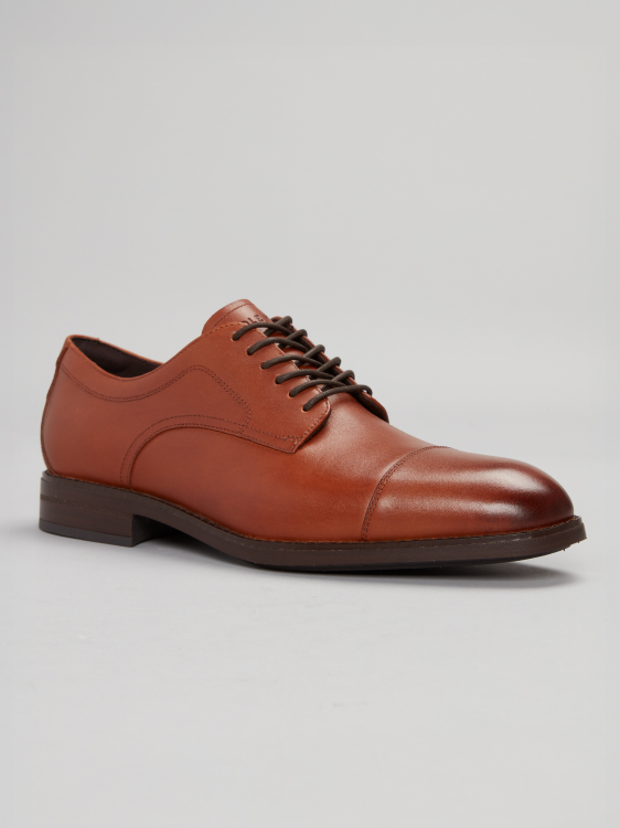 Modern Essentials Leather Waterproof Cap Toe Oxfords