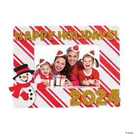 7 1/4" x 5 3/4" Happy Holidays Picture Frame Magnet Craft Kit - Makes 12