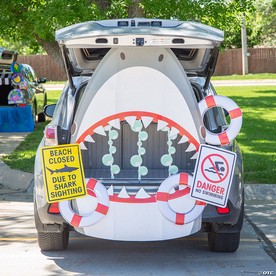 19" - 43" Deluxe Shark Trunk-or-Treat Decorating Kit - 14 Pc.