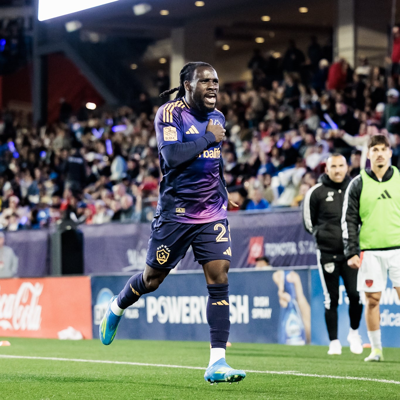 Match Report: LA at DAL