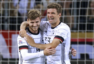 The history between Thomas Müller and Timo Werner.