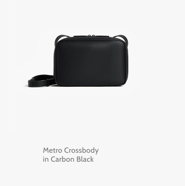 Metro Crossbody in Carbon Black.