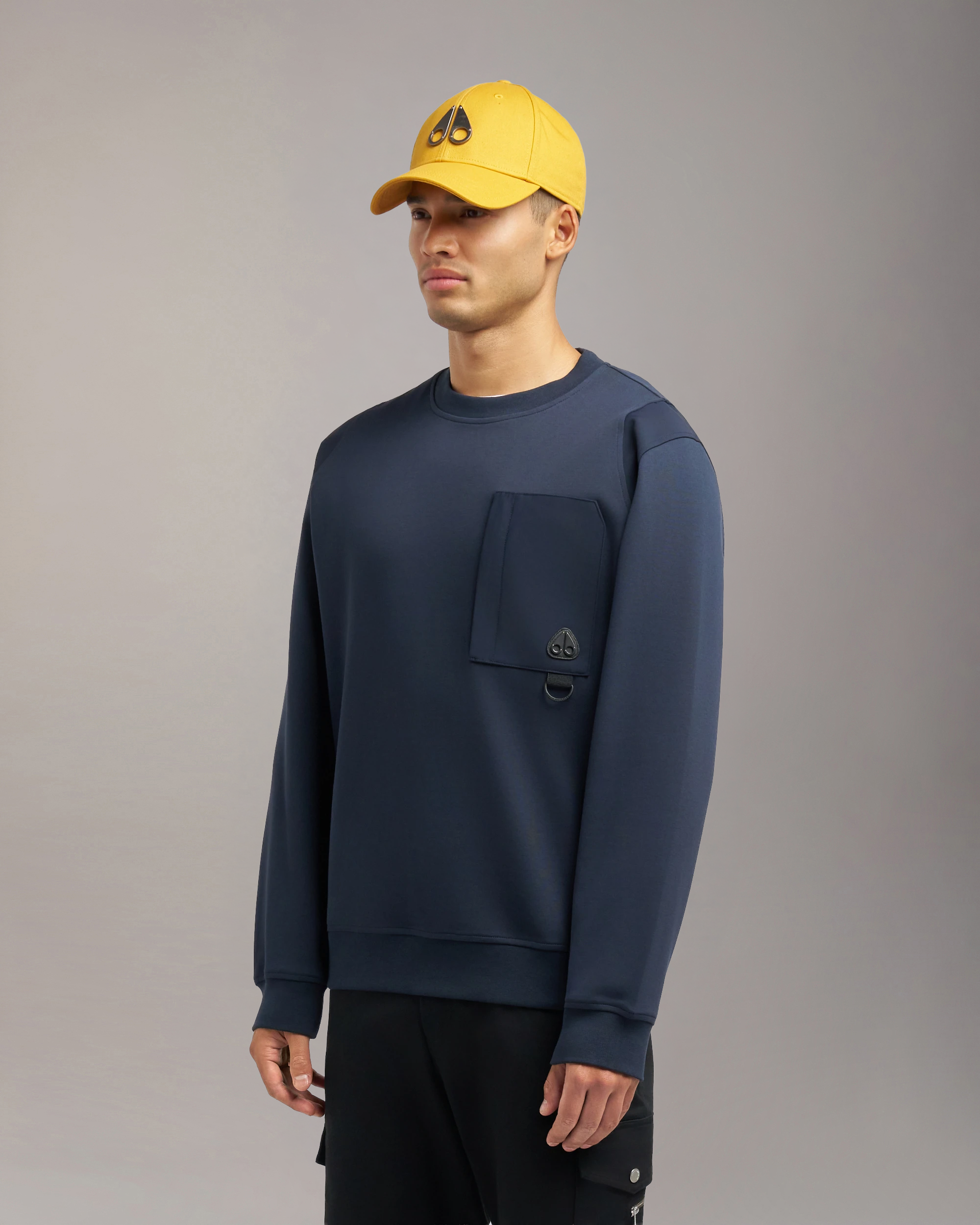 DALON CREWNECK