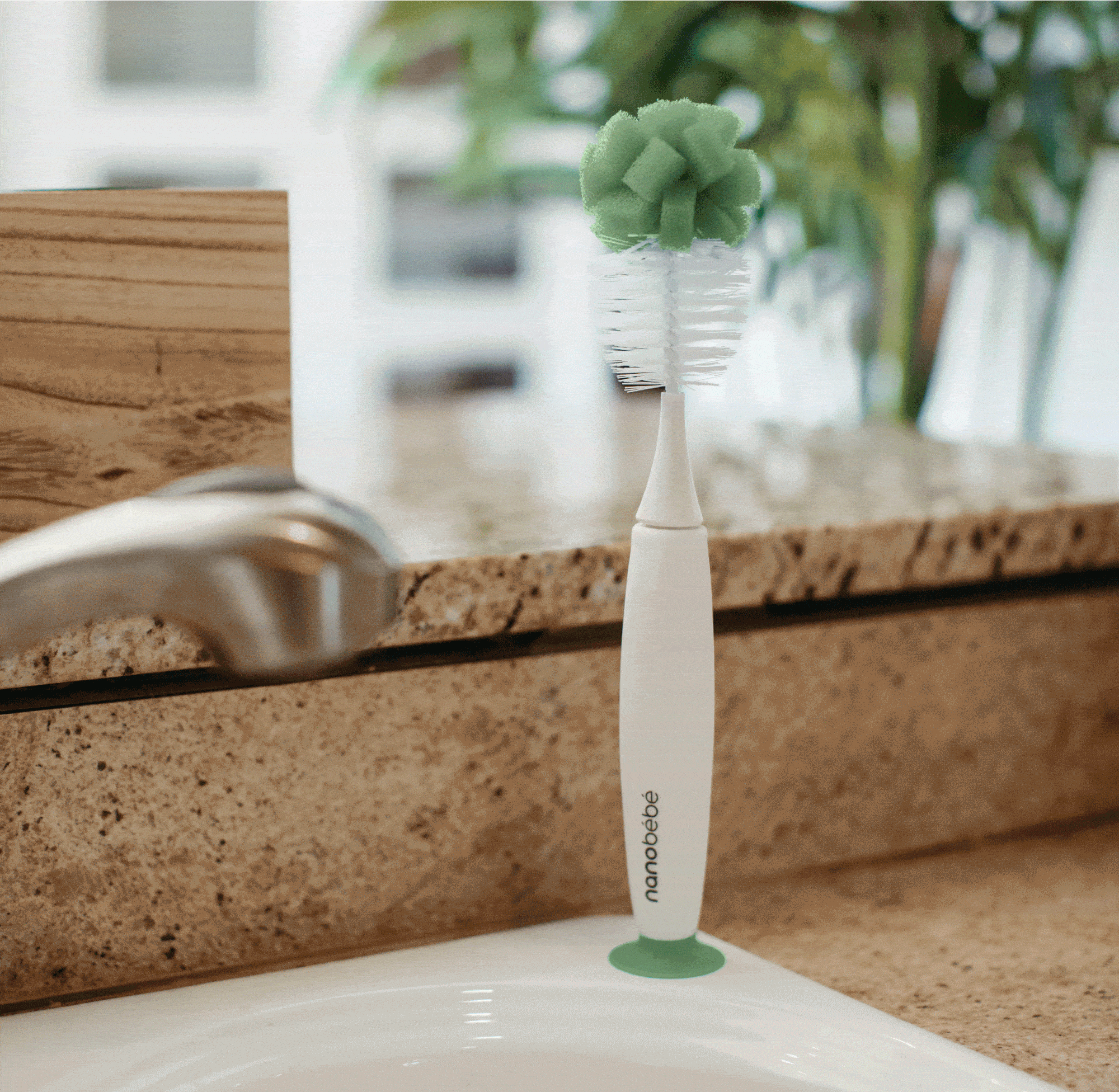 Our ultimate gift set is now in SAGE! Everything you need for easy feeding and cleaning including sage accessories only available with this set!