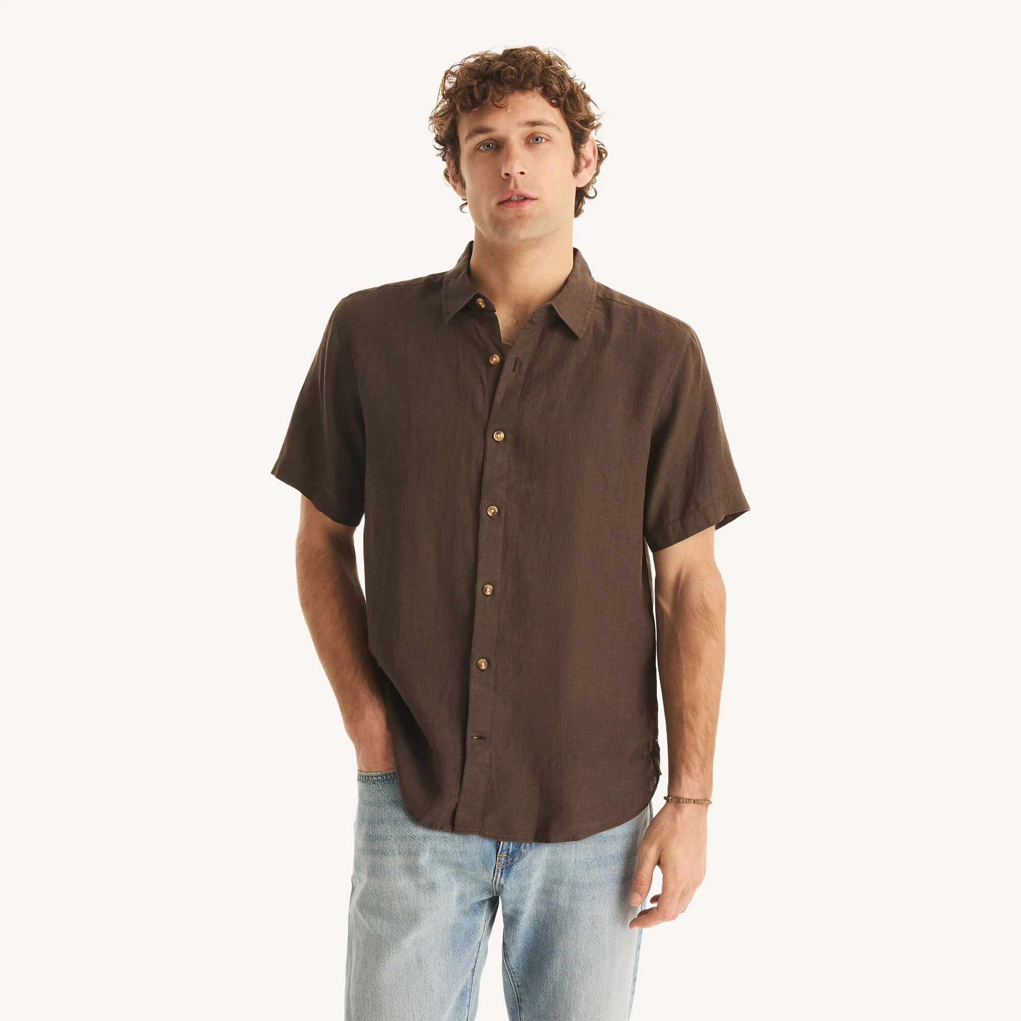 Image of Classic Fit Short-Sleeve Linen Shirt