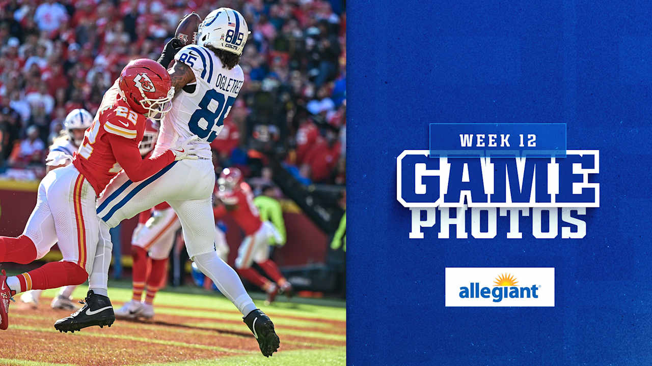 Tap to view the full gameday photo gallery from Week 12 against the Kansas City Chiefs.