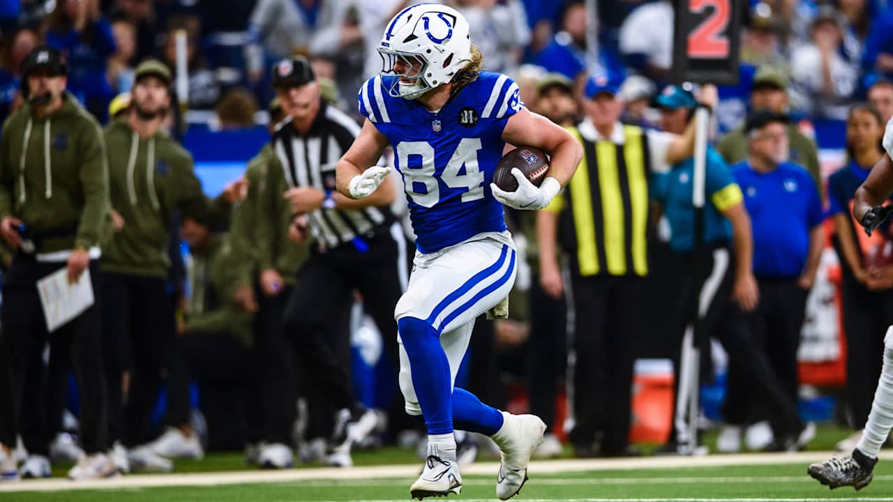 2025 Colts Rookie Review: Tyler Warren shows off his versatility and availability. Tap to read more.