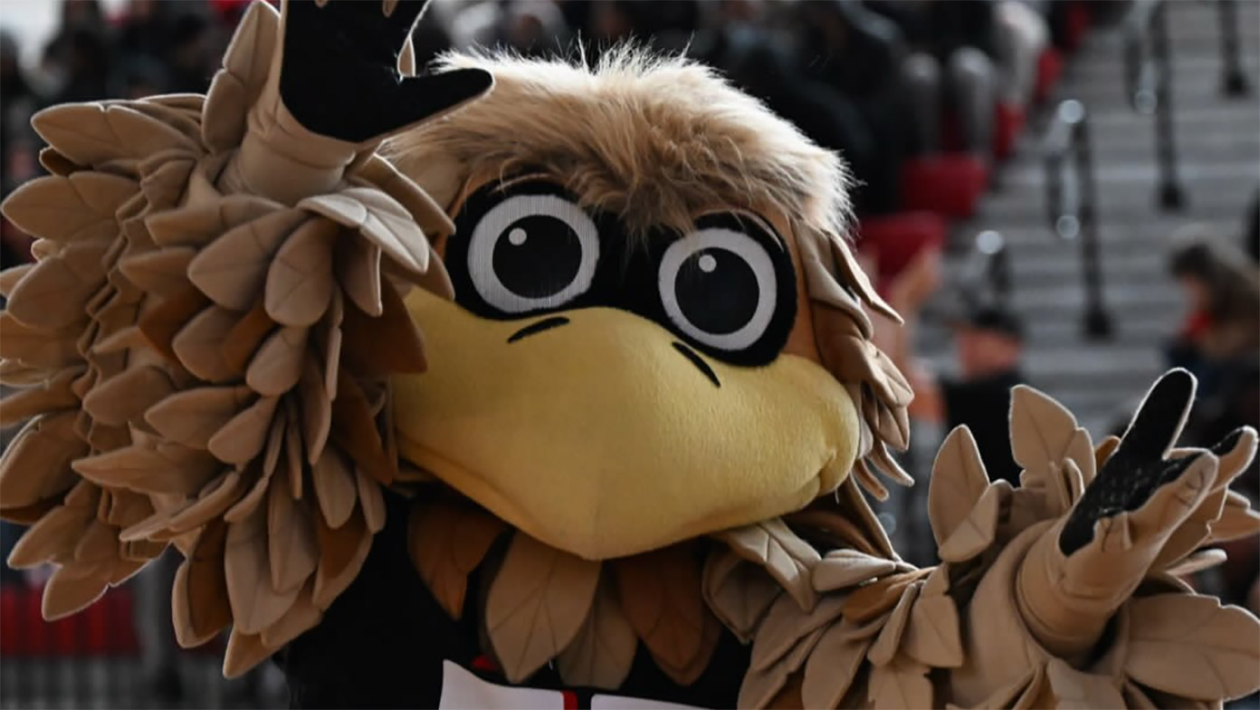 As part of the Peek Behind the Beak program, Freddie visited schools promoting confidence, character building and empowerment.