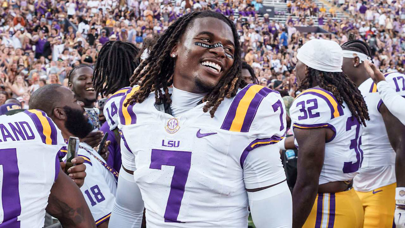 Harold Perkins Jr. at an LSU game.