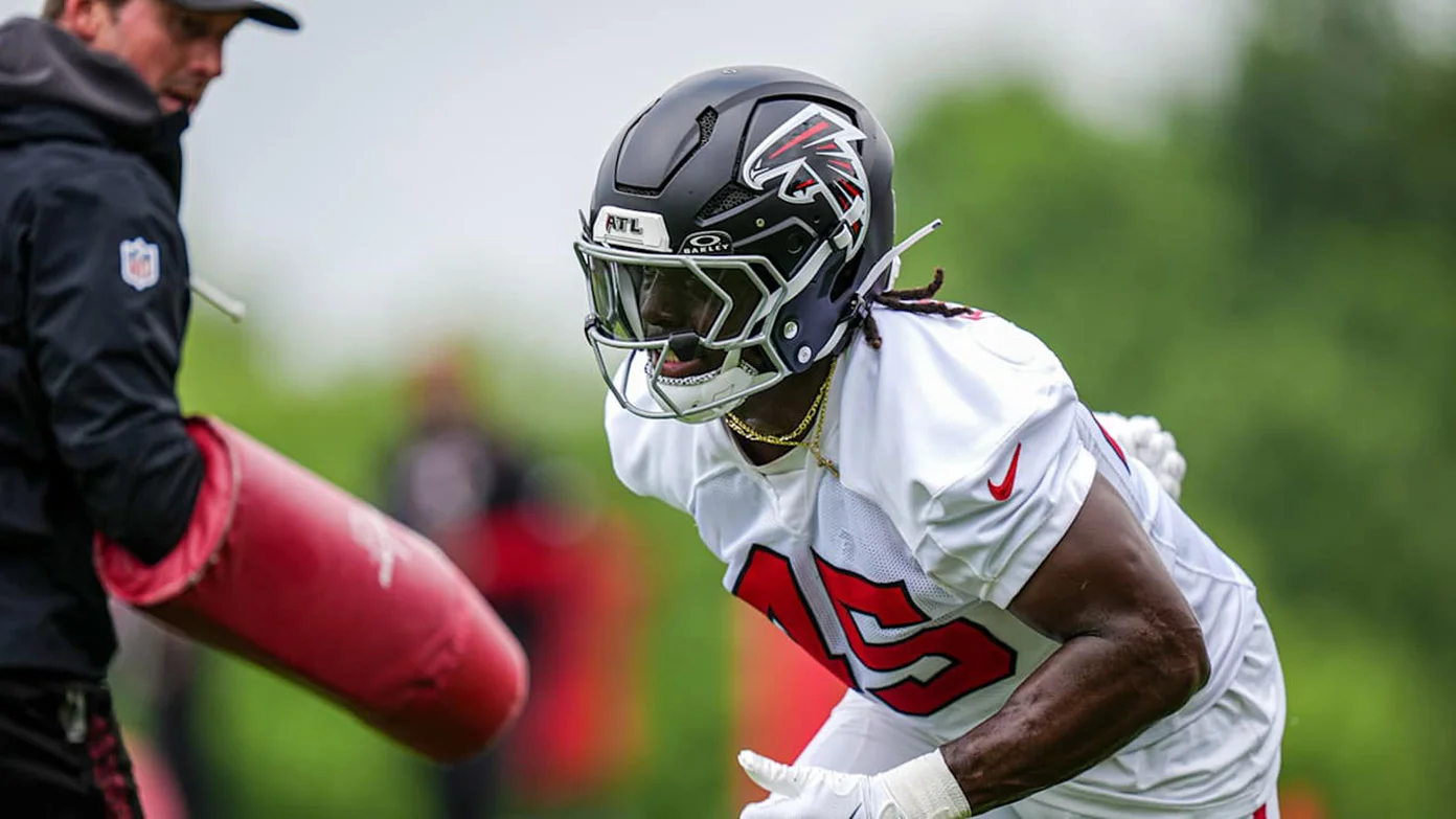 Christian Harris practicing
