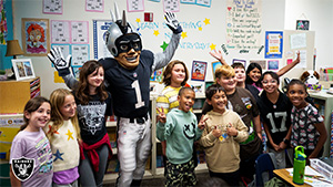 Raiders visit local elementary schools for a 'Lil Raiders Pop-Up
