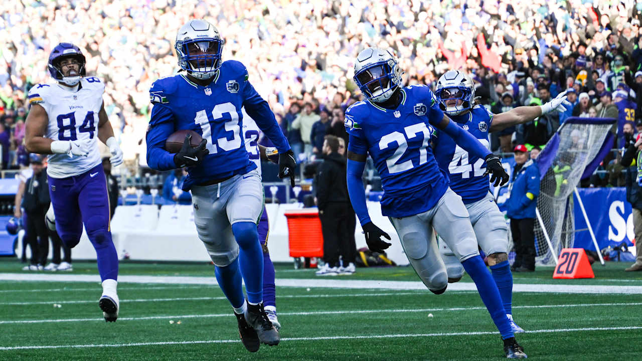 Seahawks Focused On 'Day-By-Day' Approach, Not Playoff Race, Following Dominant Win Over Vikings