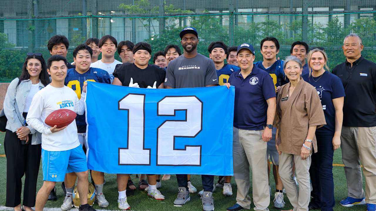 Seahawks Visit U of Tokyo American Football Club