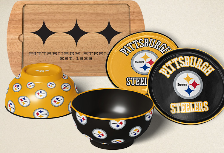Give thanks in black and gold