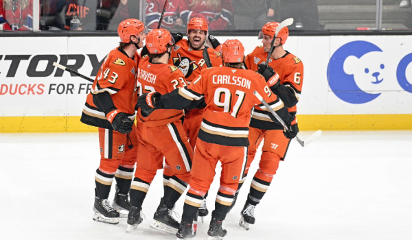 Killorn and the Ducks celebrate a goal at Honda Center