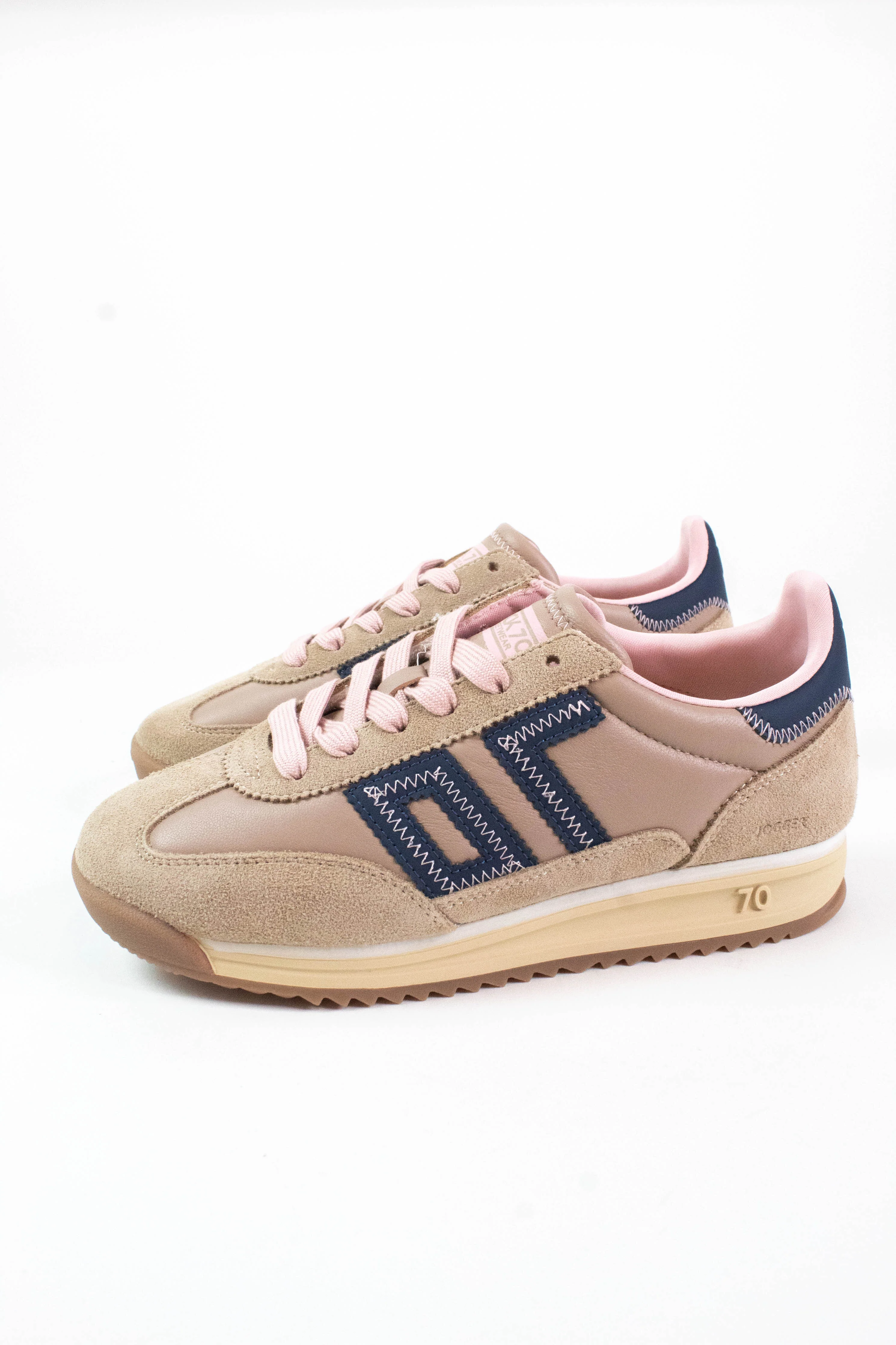 Image of Jogger Sporty Vintage Sneaker, Camel Navy Pink | Back 70