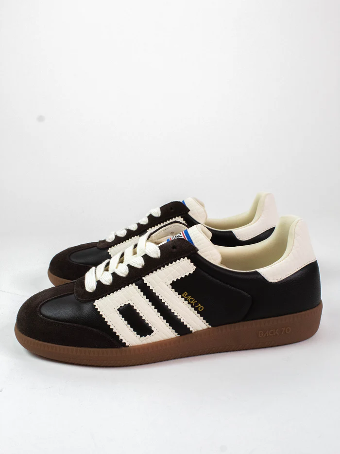 SNEAKERS 2