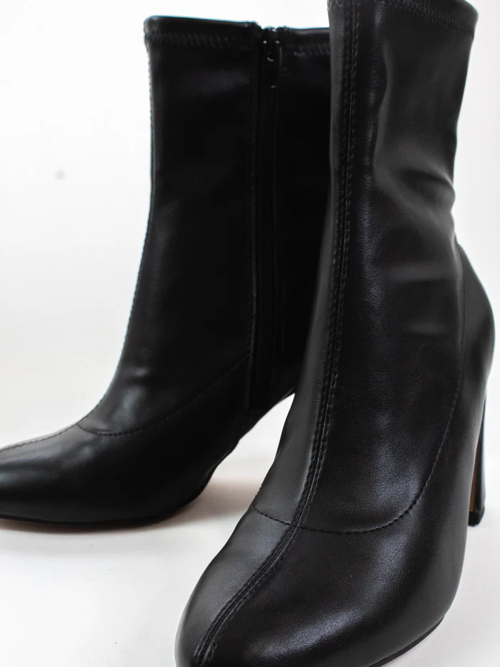 BOOTS 2