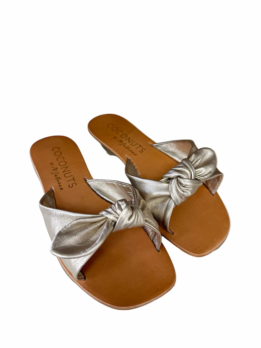 SANDALS 1