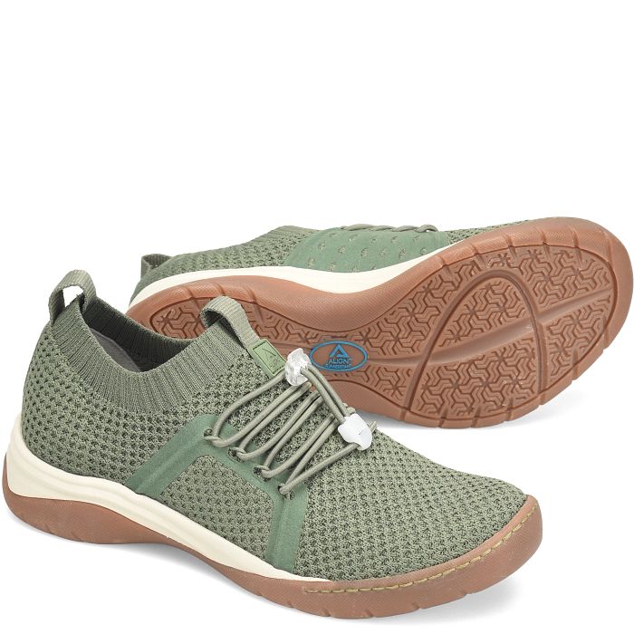 Shop Align™ Torri sneakers in green