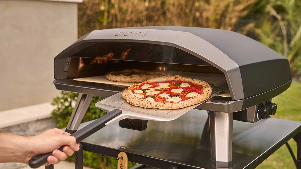 Koda 2 Max cooking 2 pizzas at once.
