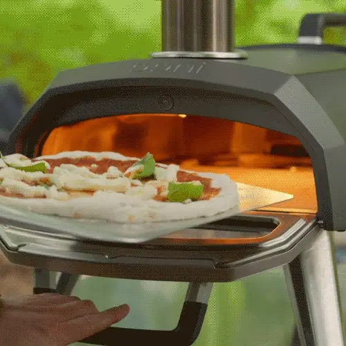 A pizza being launched into Karu 2