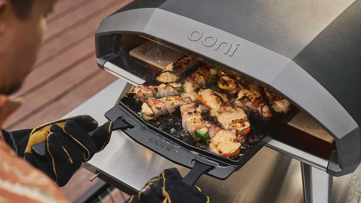 Jalapeno poppers being cooked in Ooni Koda 2 Pro