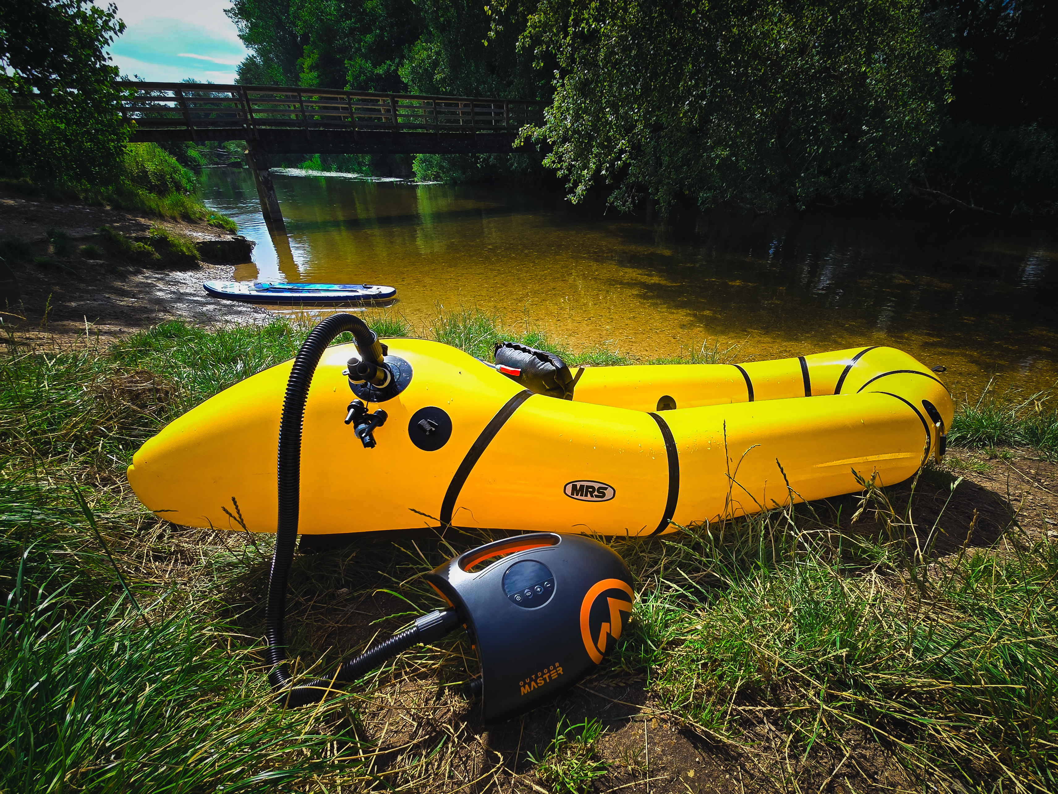 SHARK 2S Rechargeable Electric Sup Pump