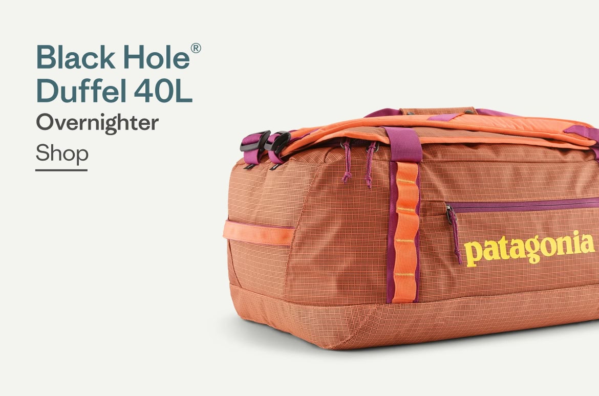 Black Hole Duffel 40L for overnight trips.