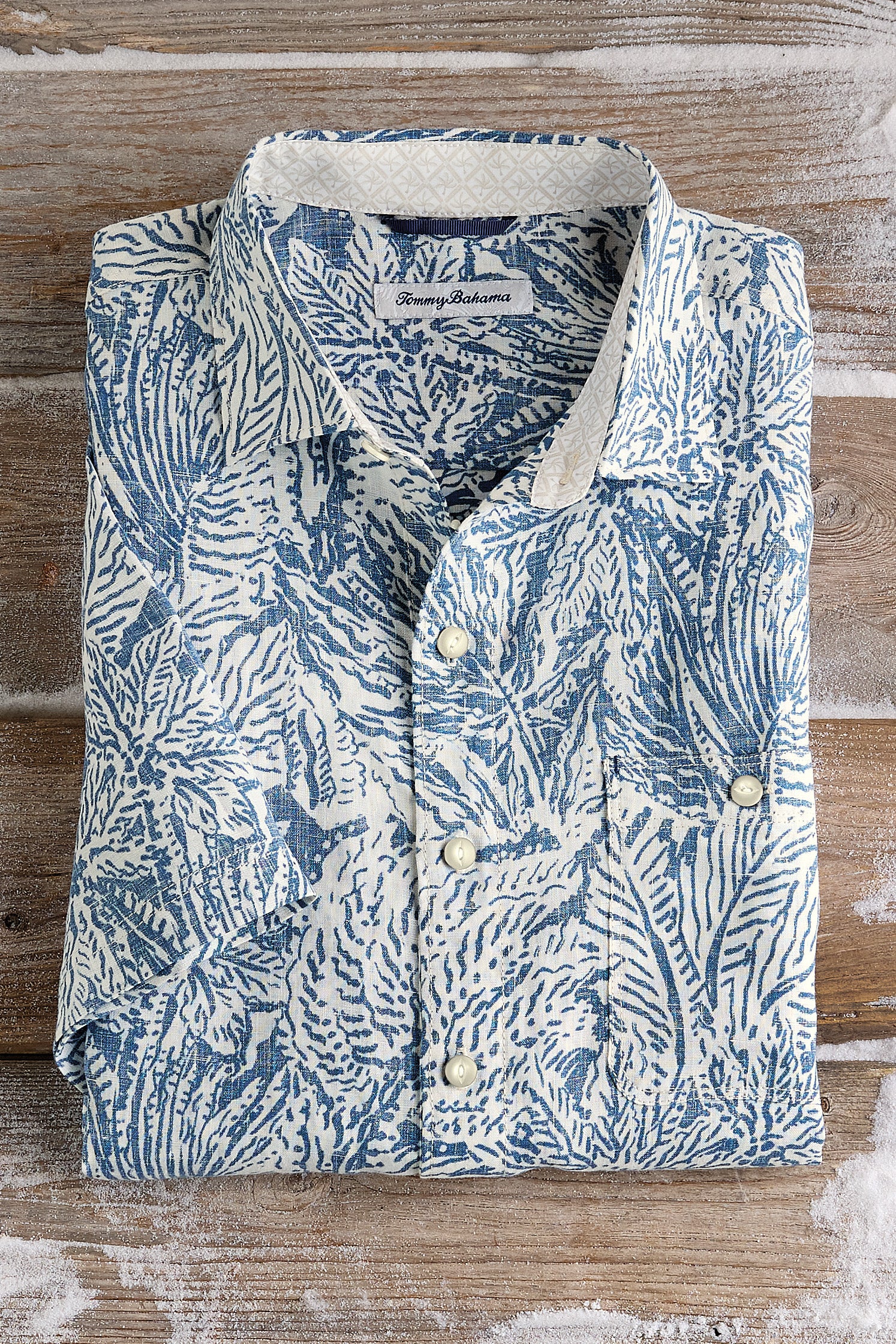 Image of Tommy Bahama Short Sleeve Antigo Vines Linen Shirt
