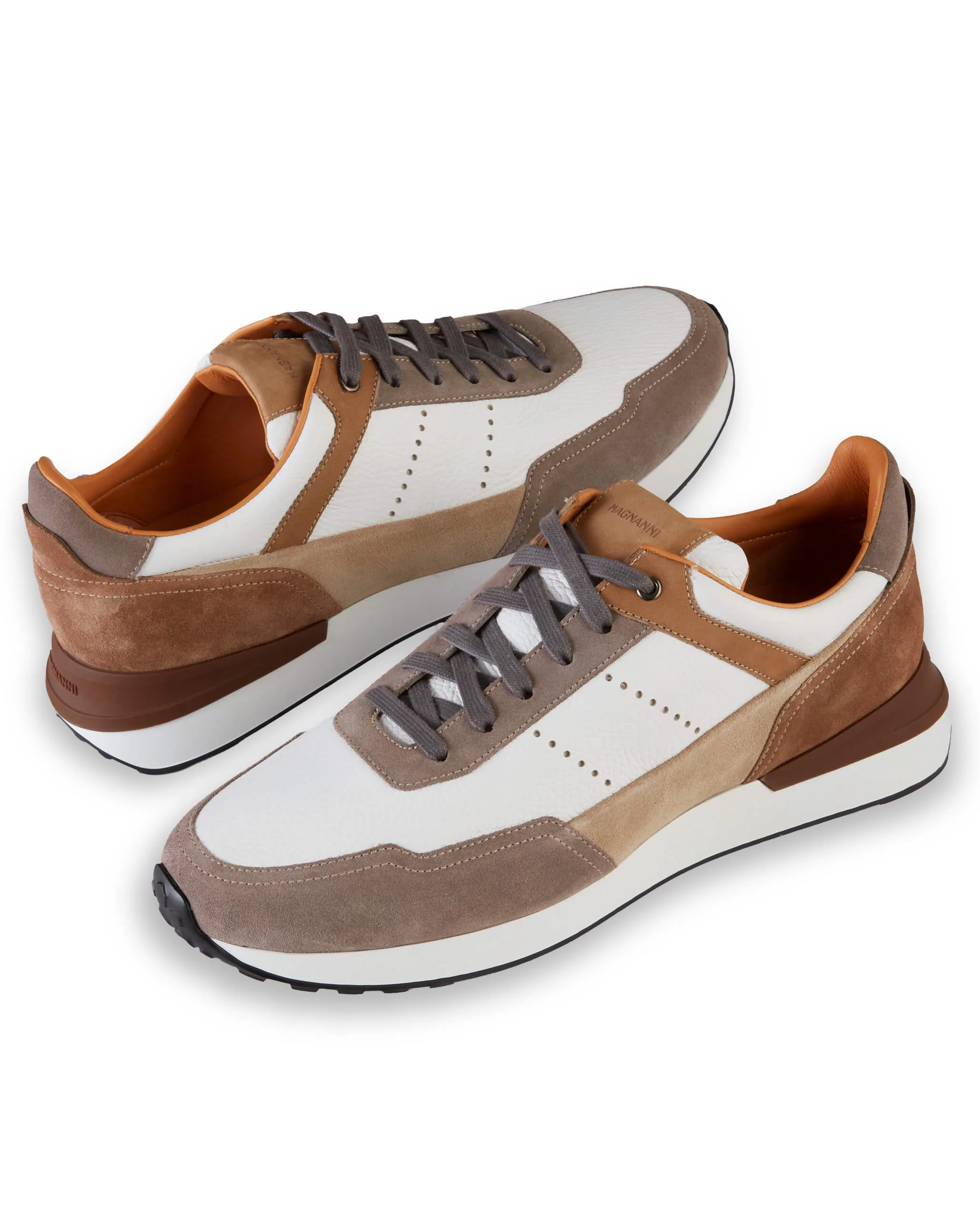 Image of Magnanni Bravo Suede Sneakers