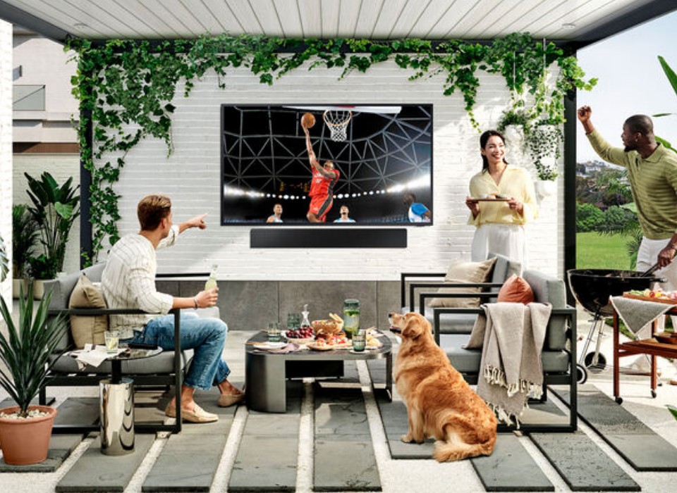 Outdoor TVs