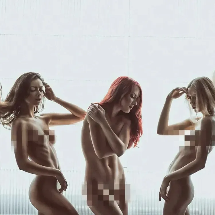 Nude Art Posing Guide
