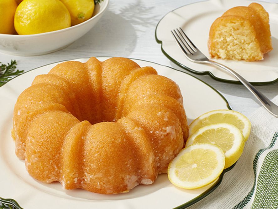 1.5 lbs. Yellow Rose Lemon Cake