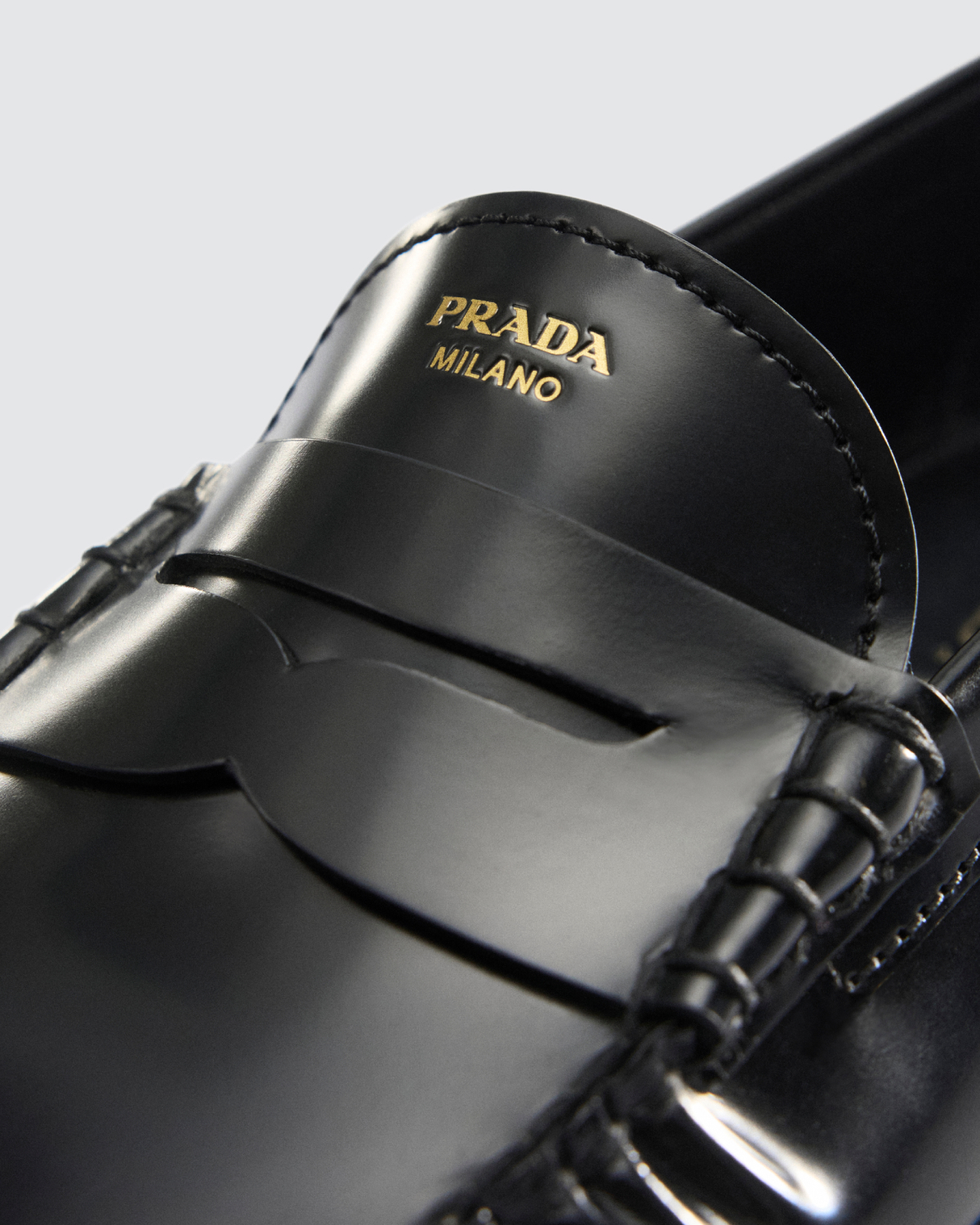 Prada hero