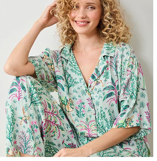 Shop Satin Robes at 25% Off 