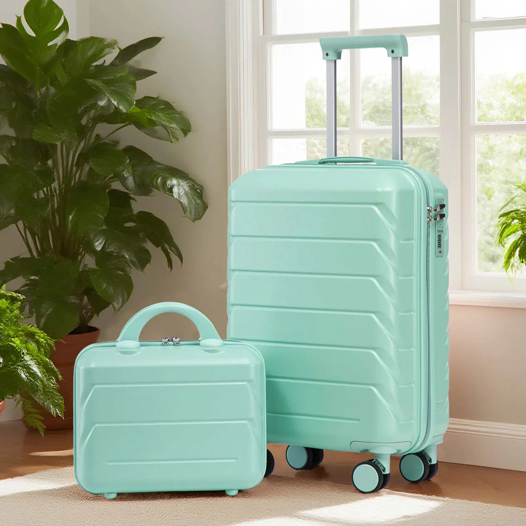 Flashsale–Luggage You’ll Roll Everywhere at Zulily